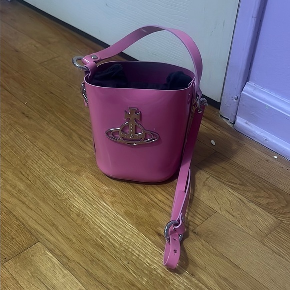 Vivienne Westwood Pink bucket bag